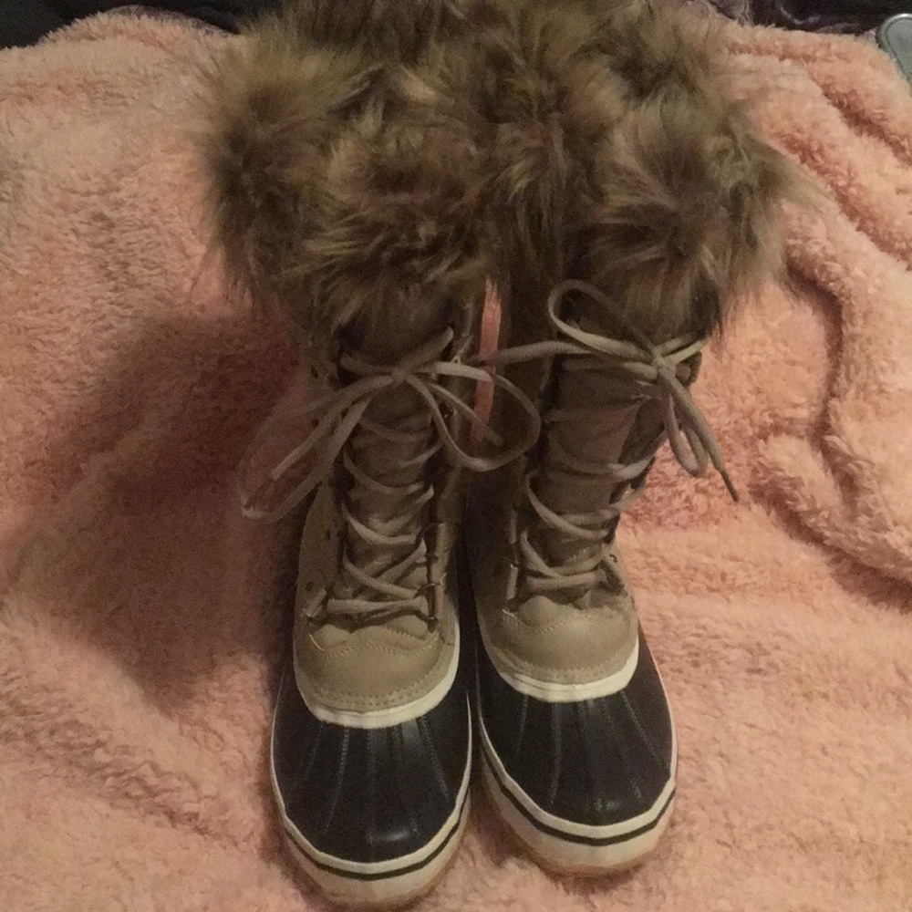 ❌SOLD❌ Winter boots   NWOT.   ❌SOLD❌
